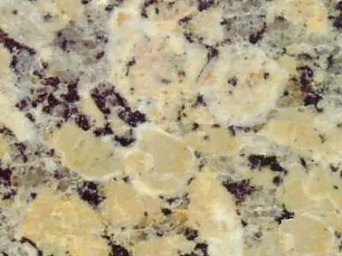 Amarillo Extremadura granite polished sample – Marmi di Carrara – beige, green (1)