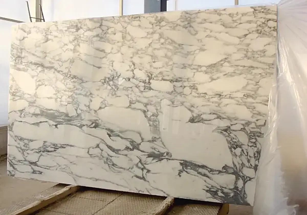 Arabescato mármol, superficie de losa – Marmi di Carrara – beige, gris claro (15)