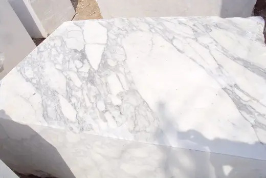 Arabescato marmo, veduta di cava – Marmi di Carrara – bianco, avorio (43)