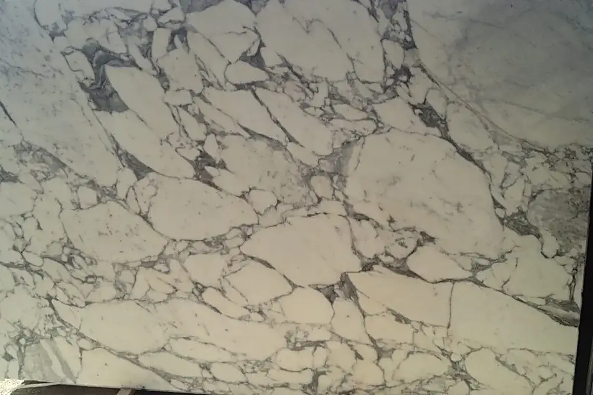 Arabescato marbre, surface de dalle – Marmi di Carrara – gris, beige (64)