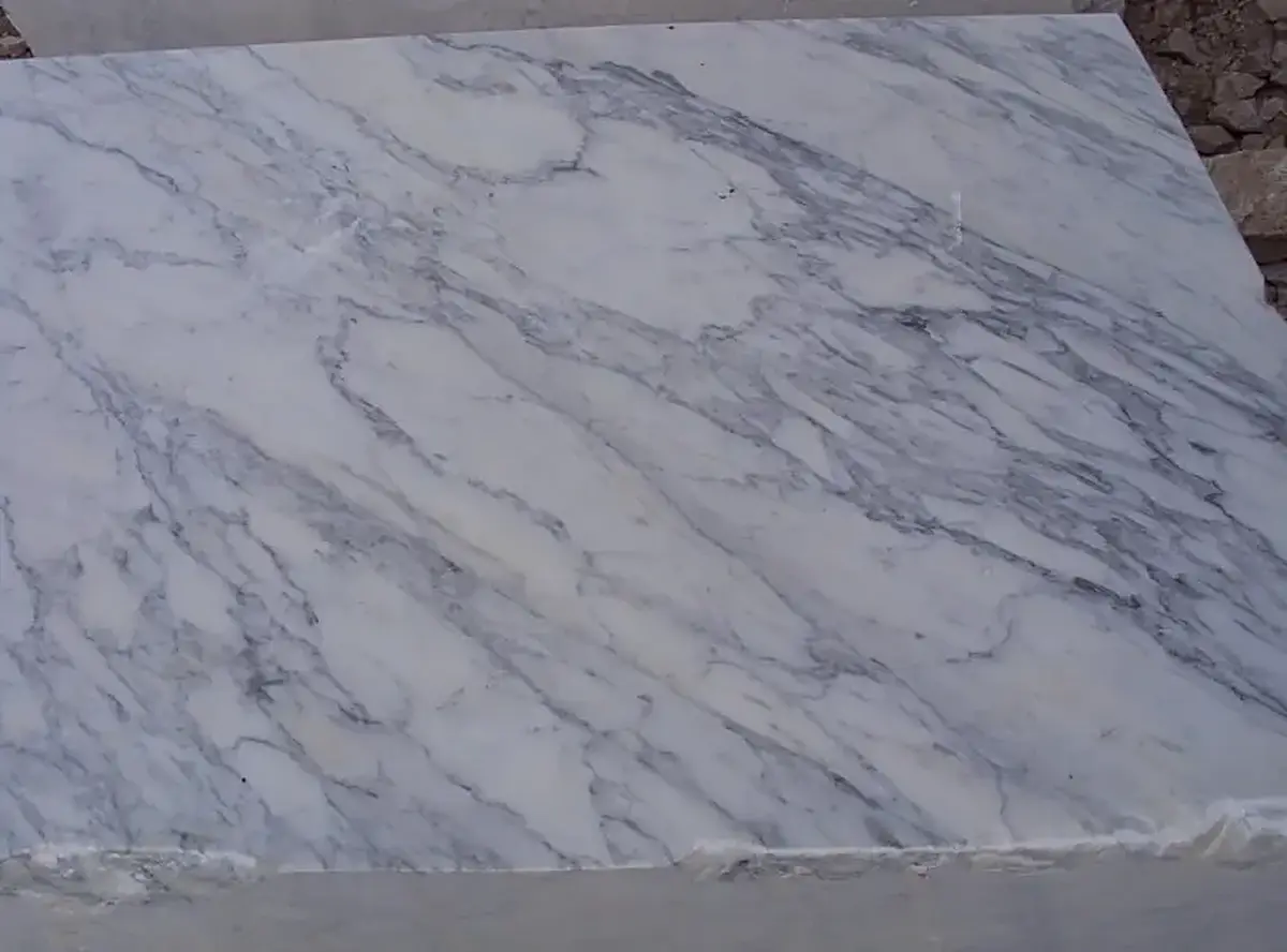 Arabescato мрамор, поверхность плиты – Marmi di Carrara – серый, фиолетовый (76)