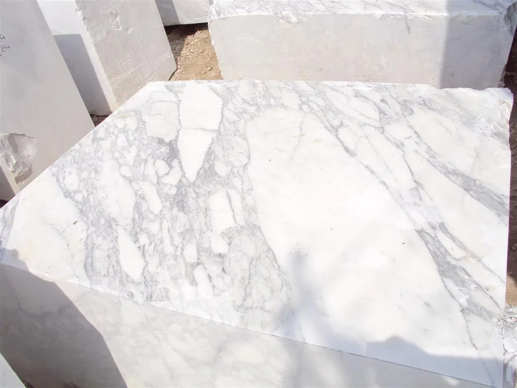 Arabescato Corchia мрамор, поверхность плиты – Marmi di Carrara – белый, слоновая кость (14)