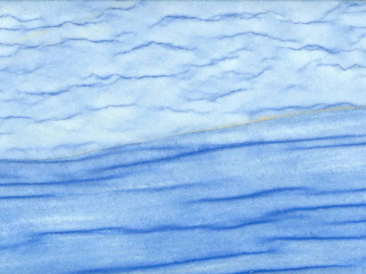 Azul Macaúbas кварцит, поверхность плиты – Marmi di Carrara – светло-серый, белый (26)