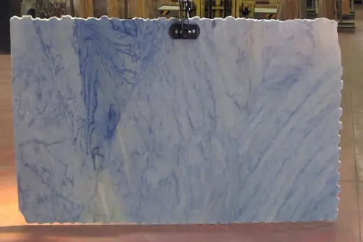 Azul Macaúbas кварцит, поверхность плиты – Marmi di Carrara – серый, антрацитовый (30)
