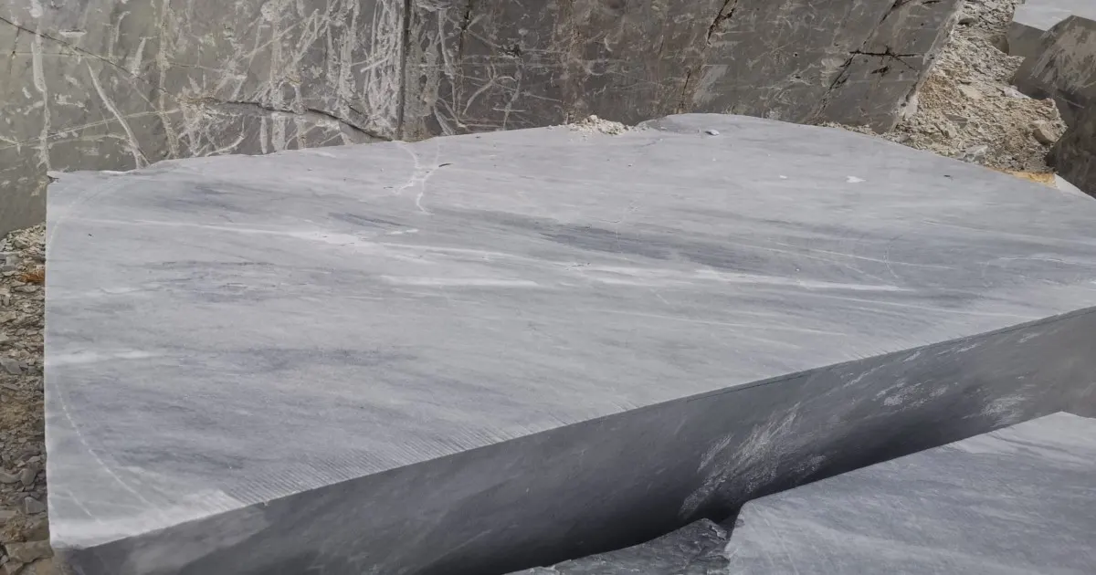 Bardiglio marmo, superficie di lastra – Marmi di Carrara – grigio, grigio chiaro (35)