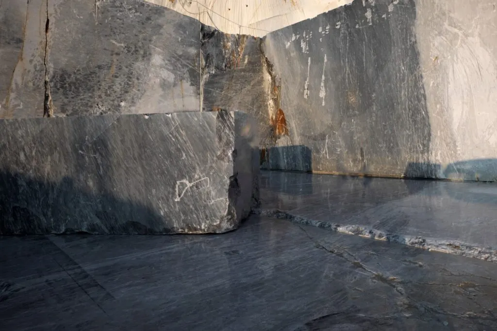 Bardiglio mármol, superficie de losa – Marmi di Carrara – antracita, verde (39)