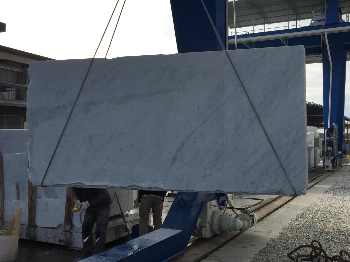 Bianco Carrara mármol, superficie de losa – Marmi di Carrara – verde, negro (54)