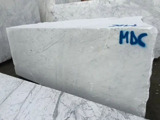 Bianco Carrara marble slab surface – Marmi di Carrara – light grey, grey (76)