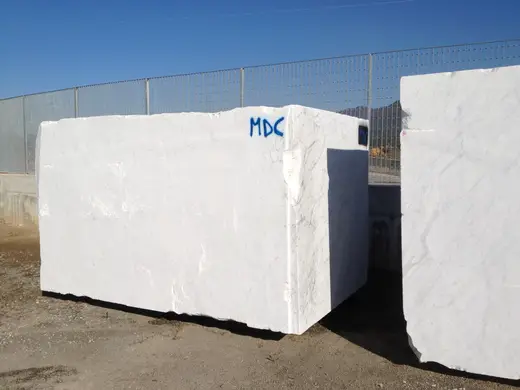 Bianco Carrara marble slab surface – Marmi di Carrara – grey, white (8)