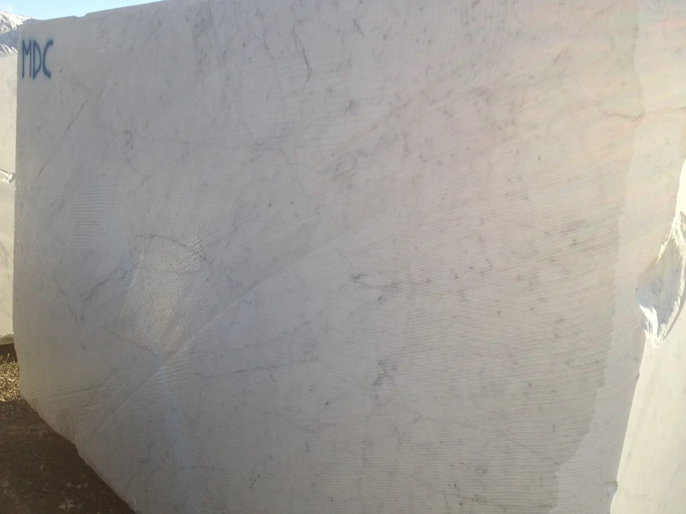 Bianco Carrara C marbre, surface de dalle – Marmi di Carrara – gris clair, gris (20)