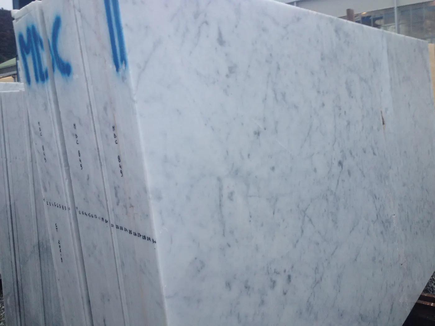 Bianco Carrara C marble slab surface – Marmi di Carrara – light grey, grey (38)