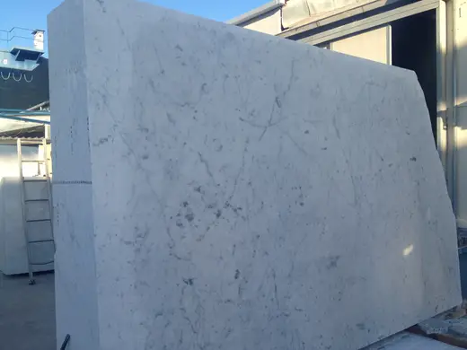 Bianco Carrara C marble slab surface – Marmi di Carrara – grey, green (39)