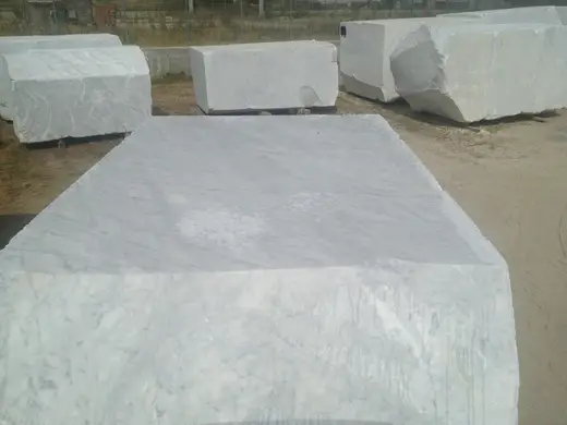 Bianco Carrara CD marble quarry block – Marmi di Carrara – light grey, green (20)