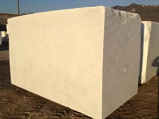Bianco Carrara CD marble slab surface – Marmi di Carrara – ivory, grey (45)