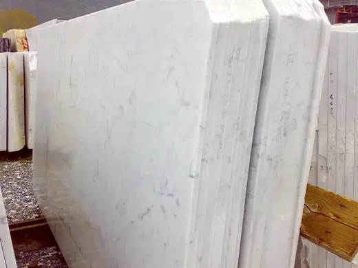 Bianco Carrara CD marble slab surface – Marmi di Carrara – light grey, ivory (46)