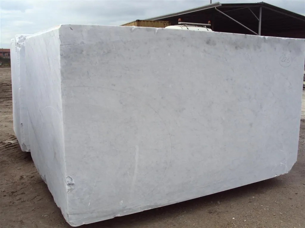 Bianco Carrara CD Marmor, Steinbruchblock – Marmi di Carrara – hellgrau, anthrazit (50)