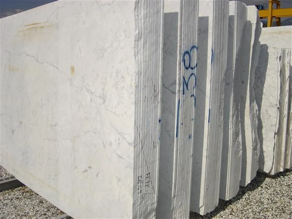 Bianco Carrara CD marbre, surface de dalle – Marmi di Carrara – gris clair, gris (52)