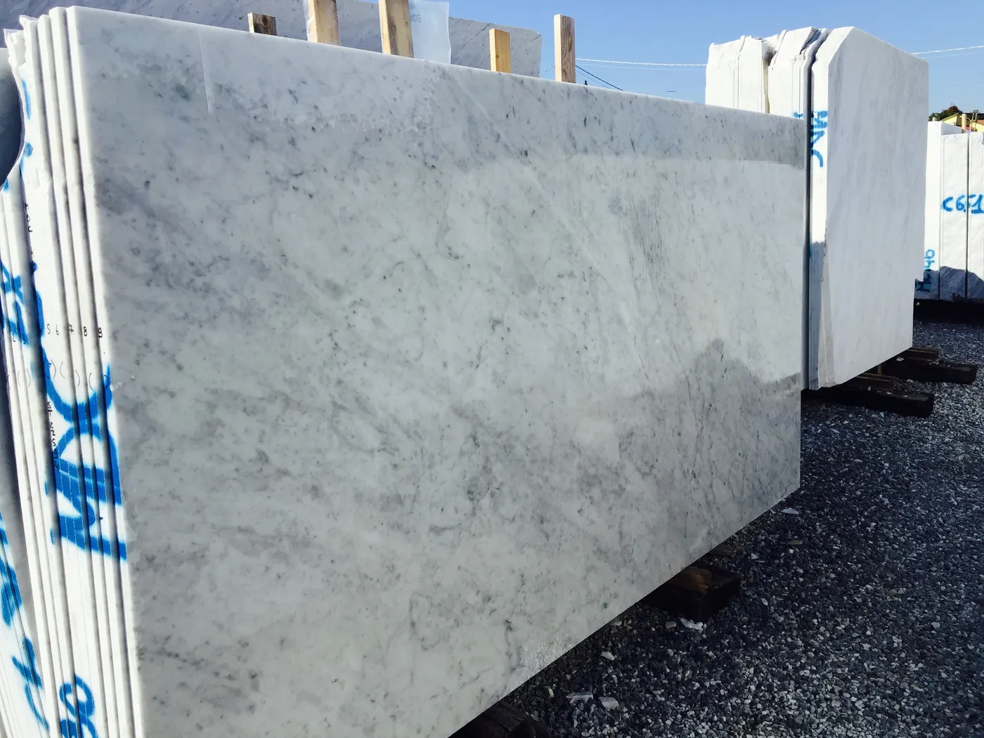 Bianco Carrara CD marbre, surface de dalle – Marmi di Carrara – gris clair, gris (6)