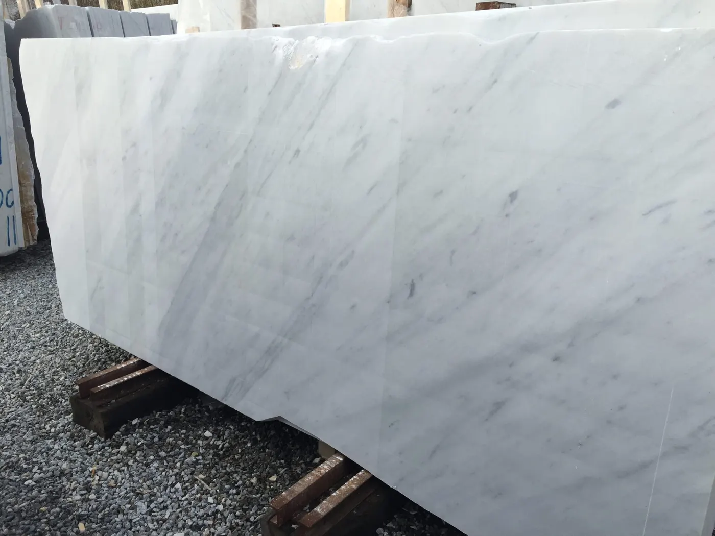 Bianco Carrara CD Marmor, Plattenoberfläche – Marmi di Carrara – grau, hellgrau (64)