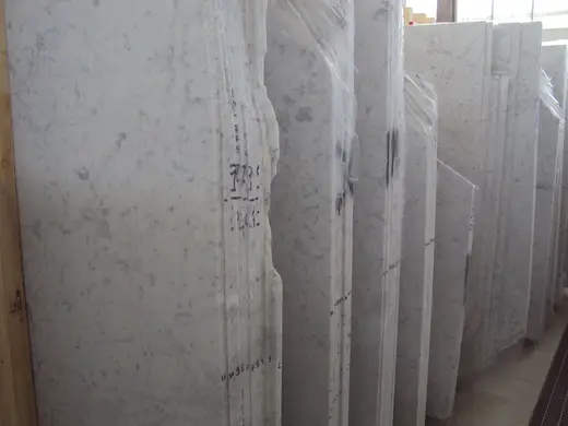 Bianco Gioia marmo, superficie di lastra – Marmi di Carrara – grigio, viola (39)