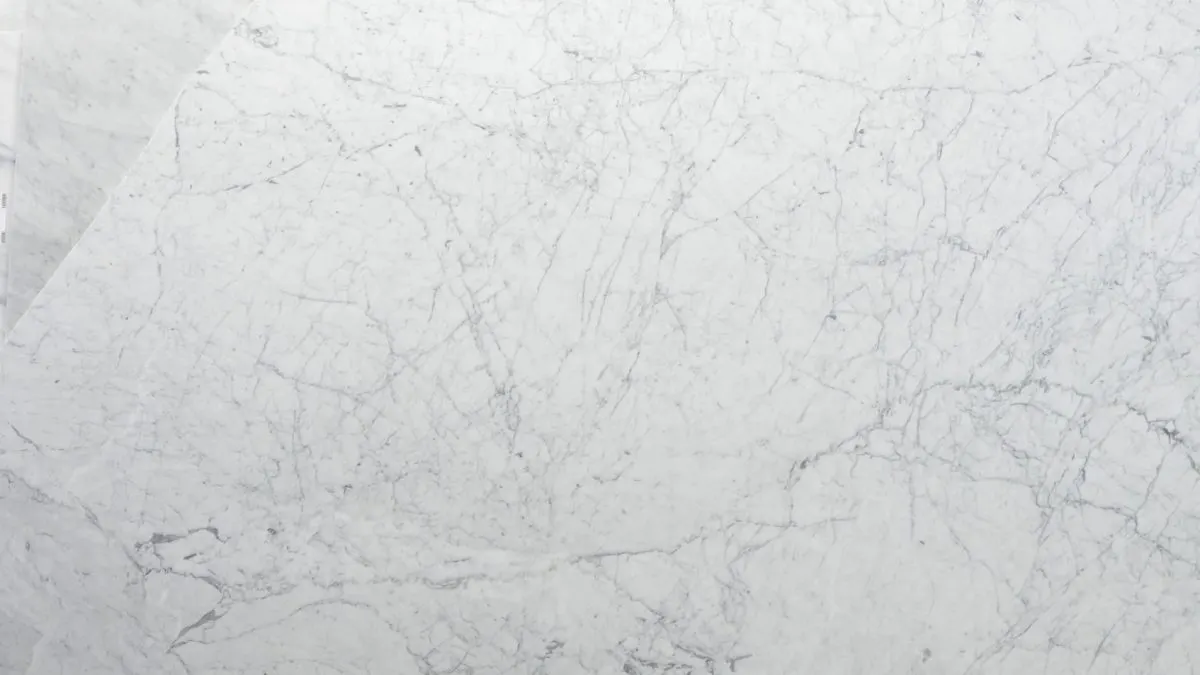 Bianco Venetino marbre, surface de dalle – Marmi di Carrara – ivoire, blanc (1)