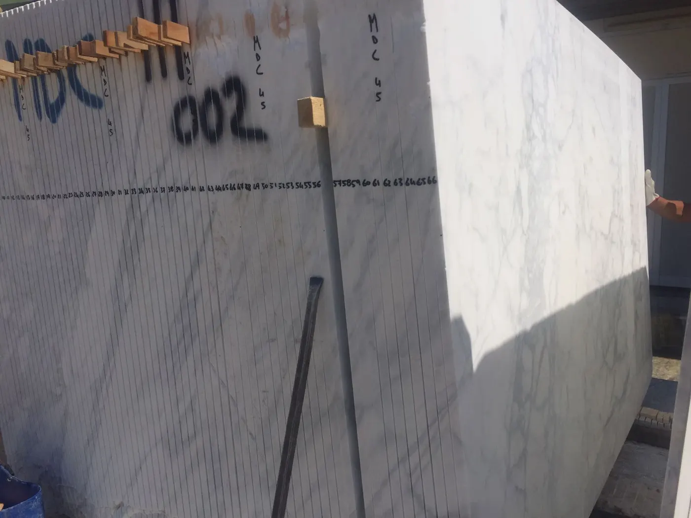 Calacatta marbre, surface de dalle – Marmi di Carrara – violet, vert (25)