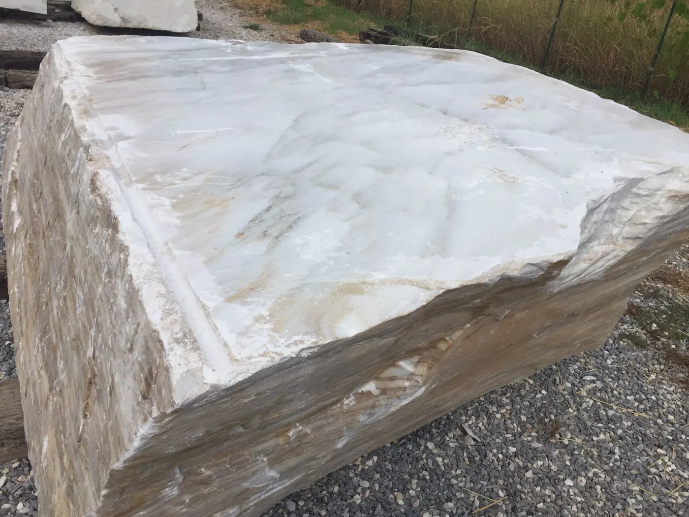 Calacatta marmo, cornici e zoccolini – Marmi di Carrara – avorio, verde (31)