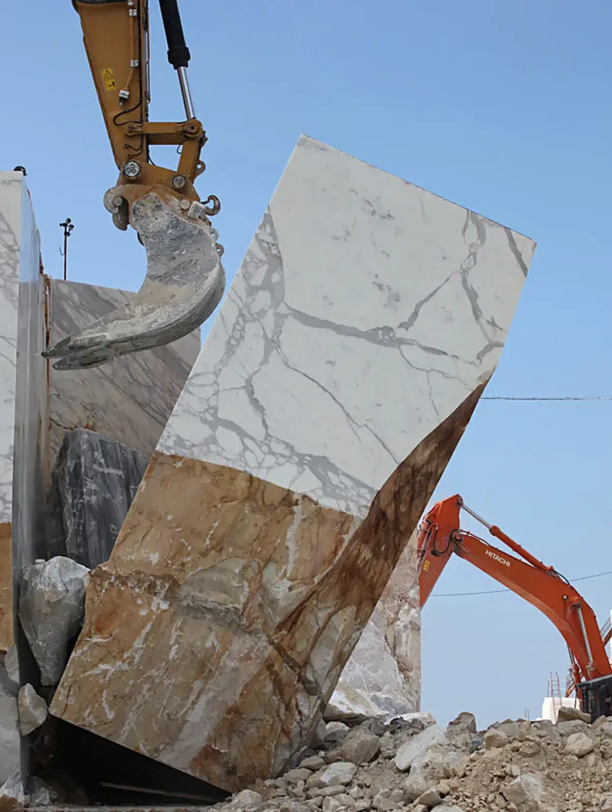 Calacatta Marmor, Steinbruchansicht – Marmi di Carrara – hellgrau, anthrazit (54)