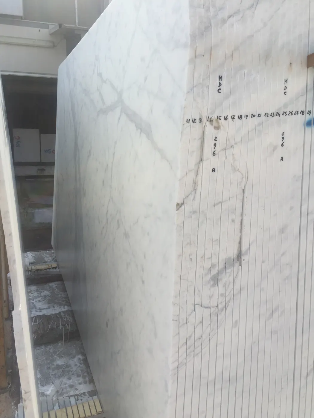 Calacatta marmo, superficie di lastra – Marmi di Carrara – grigio chiaro, verde (69)