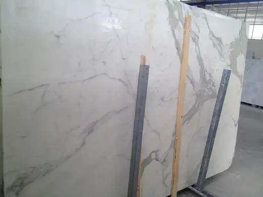 Calacatta Gold marble slab surface – Marmi di Carrara – light grey, grey (10)