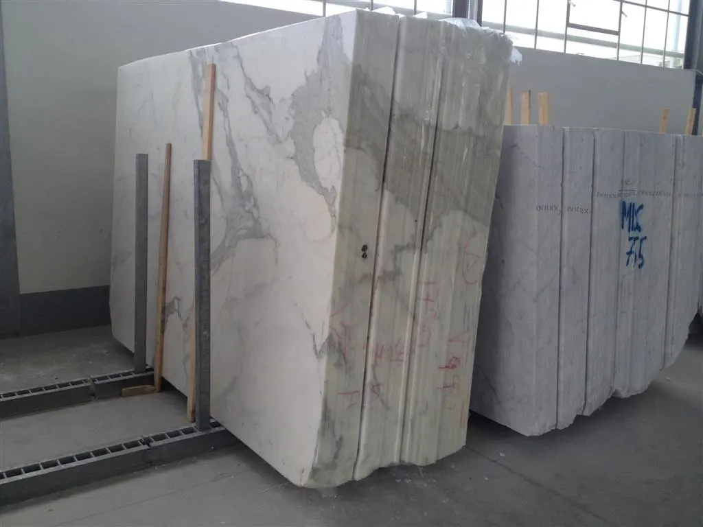 Calacatta Gold marmo, superficie di lastra – Marmi di Carrara – grigio, verde (42)