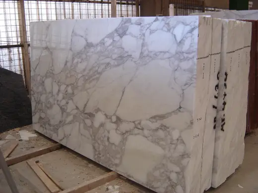 Calacatta Vagli marbre, surface de dalle – Marmi di Carrara – gris, gris clair (2)