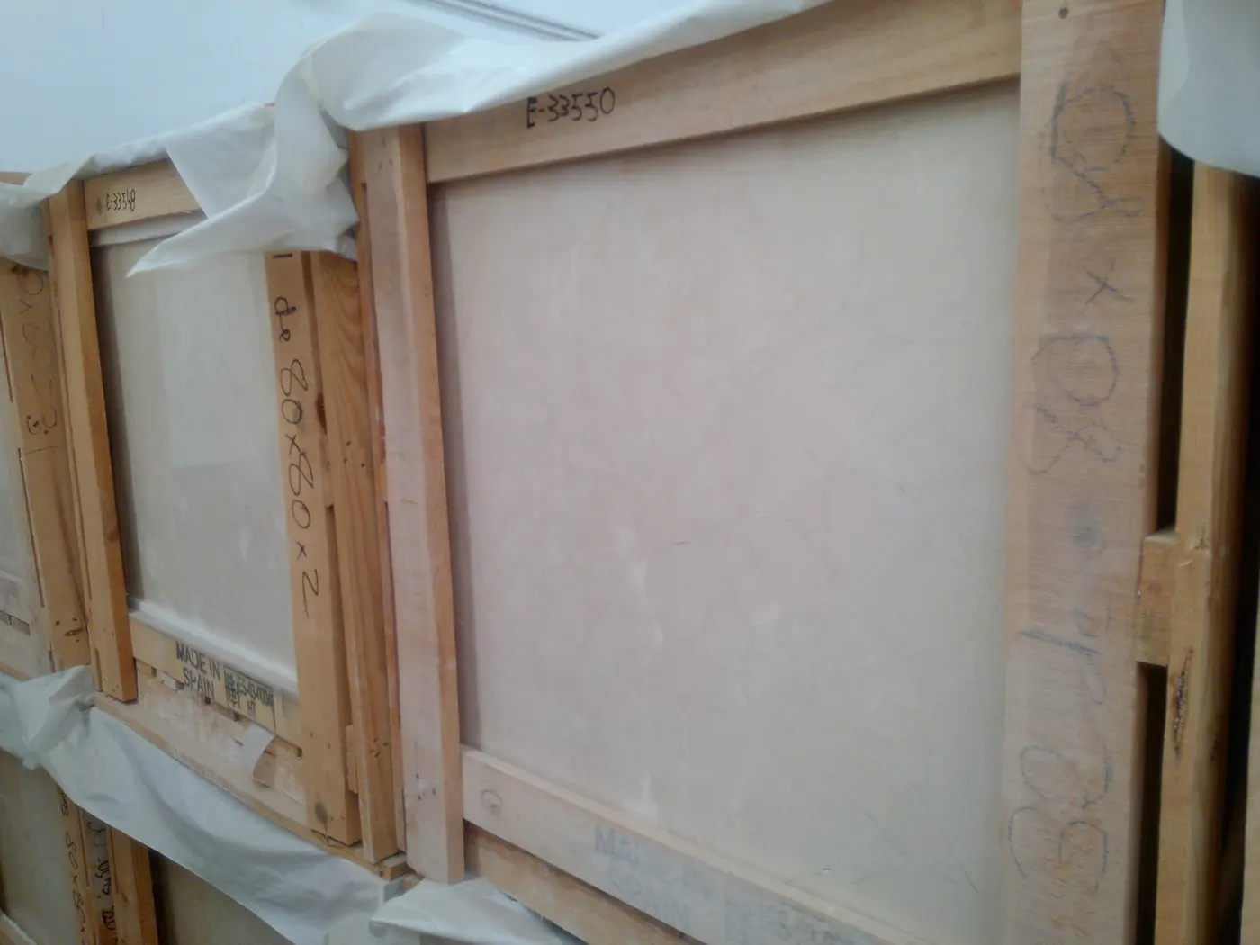 Crema calcaire, surface de dalle – Marmi di Carrara – gris, gris clair (2)