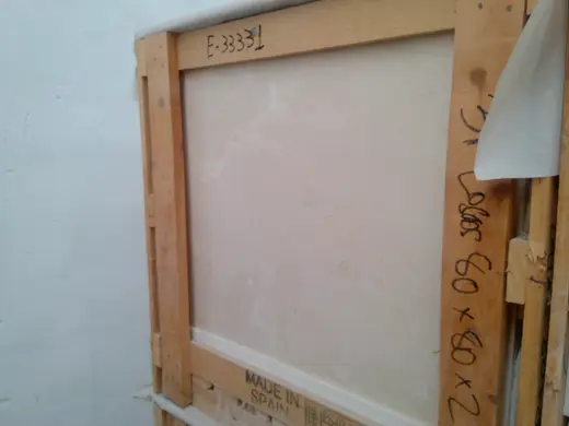 Crema calcare, superficie di lastra – Marmi di Carrara – grigio chiaro, marrone (3)