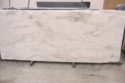 Cremo Delicato marmo, superficie di lastra – Marmi di Carrara – grigio chiaro, avorio (25)