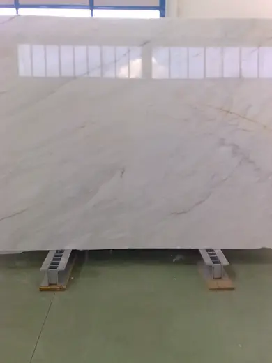Cremo Delicato marmo, dettaglio di superficie – Marmi di Carrara – beige, verde (3)