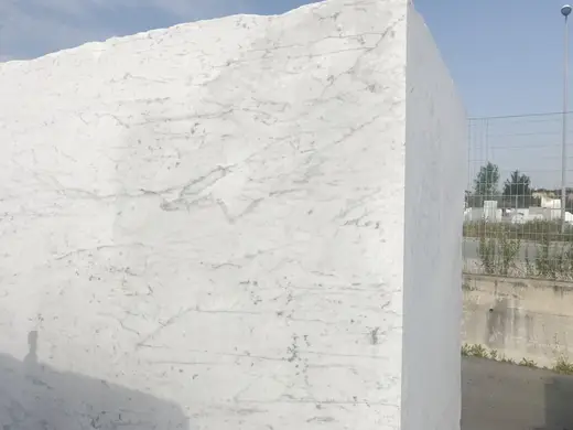 Blocco di cava in pietra naturale – Marmi di Carrara