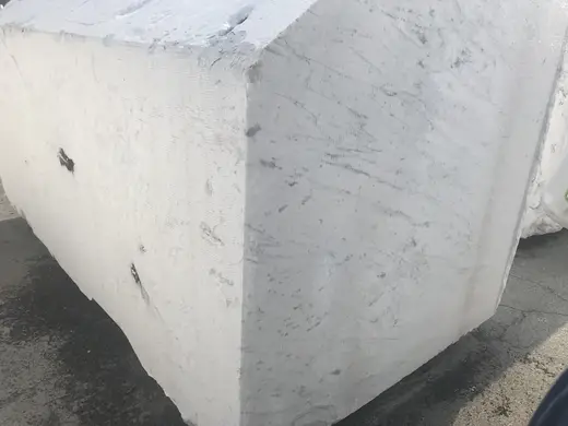 Bloque de cantera en piedra natural – Marmi di Carrara