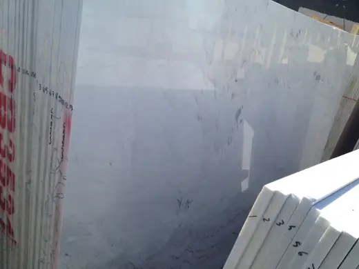 Bloque de cantera en piedra natural – Marmi di Carrara