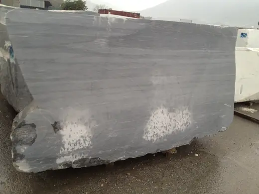 Bloque de cantera en piedra natural – Marmi di Carrara