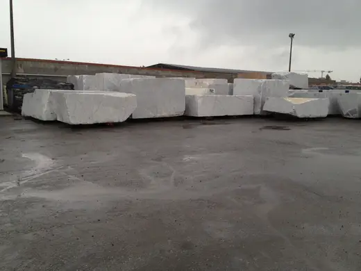 Bloque de cantera en piedra natural – Marmi di Carrara