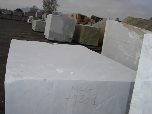 Bloque de cantera en piedra natural – Marmi di Carrara
