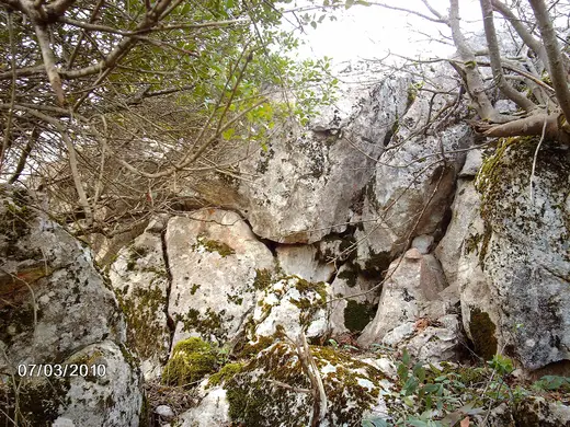 Bloque de cantera: ÖZER ÖZGEN RUHSAT UPPER LOADİNG BLOCK MARBLE - panoramio
