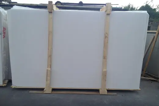 Bloque de cantera en piedra natural – Marmi di Carrara