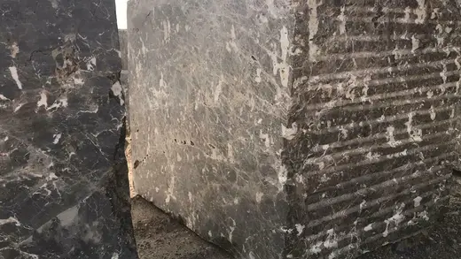 Bloque de cantera en piedra natural – Marmi di Carrara