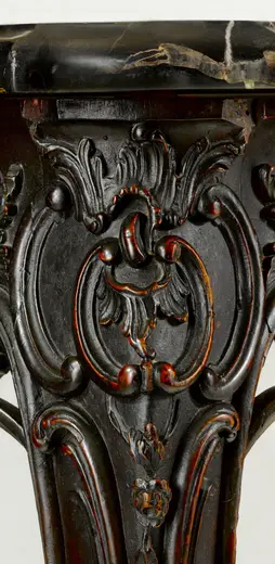 Surface detail: Marble-slab table MET 18 110 27ab SlabTable 4