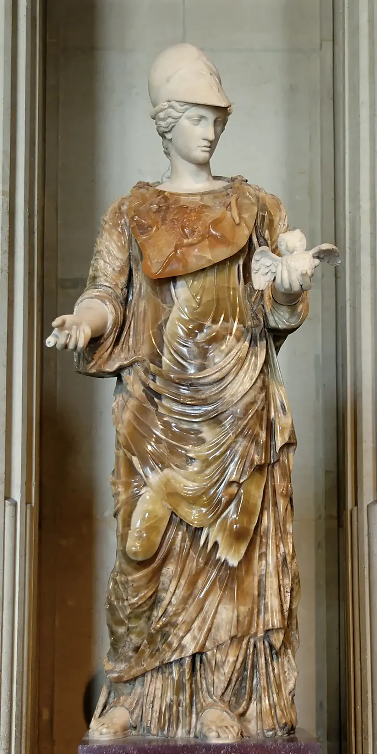 Dettaglio di superficie: Minerva onyx Louvre Ma2225