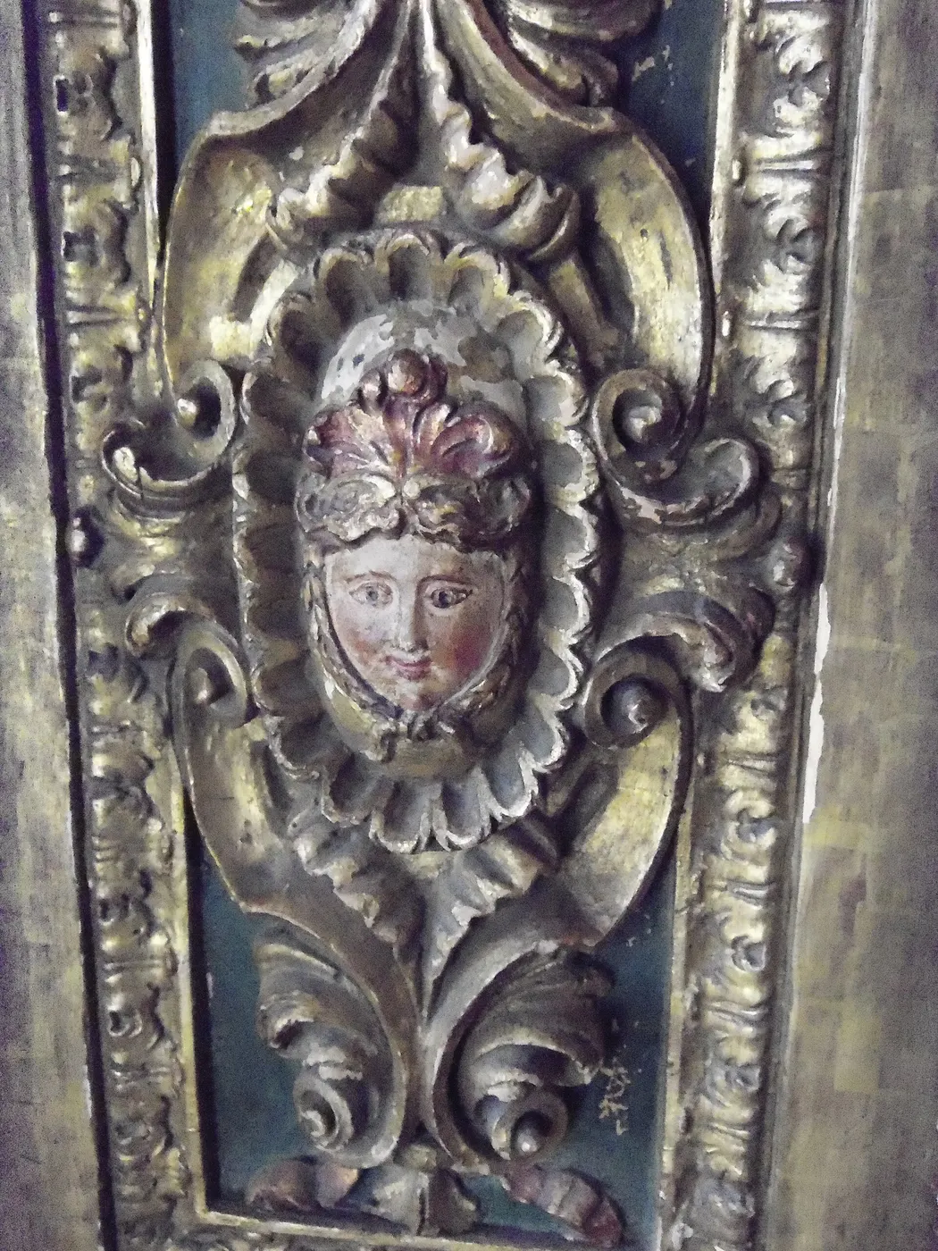Surface detail: Marble Sculpture Woman with Blossoming Forehead