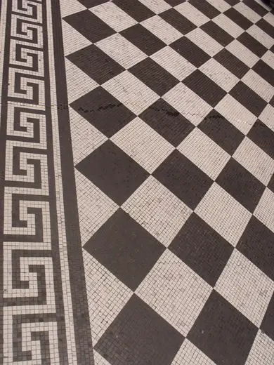 Flooring: The National Gallery - Trafalgar Square, London - tiled floor (6427145877) (2)