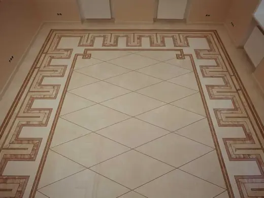 Flooring in natural stone – Marmi di Carrara